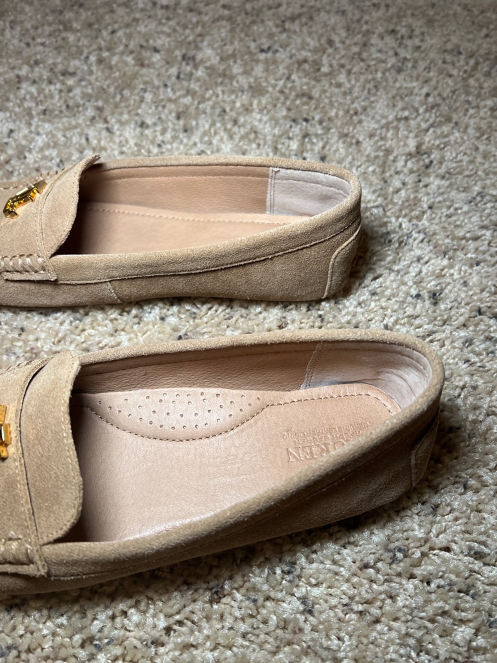 Ralph Lauren Women's Suede Loafers with Gold RLL Accent - Beige Size 7.5 - Picture 3 of 9